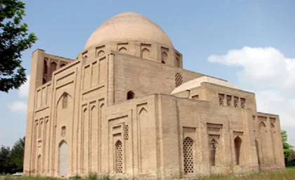 گنبد هارونیه؛ جاذبه ‌ای اصیل در خراسان