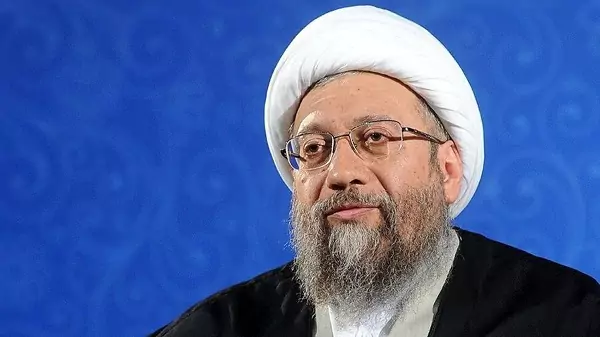 مخالفت رئیس مجمع تشخیص مصلحت با افزایش سن بازنشستگی