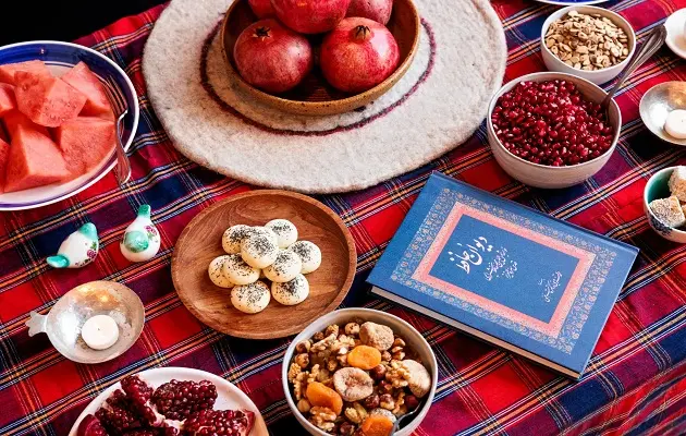 شب یلدای ایرانیان با انار و رنگ و لعاب اناری /غذاهای شب یلدای ایرانیان