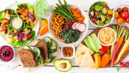 اگر می خواهید تا ۱۰۰ سال عمر کنید از این رژیم غذایی پیروی کنید