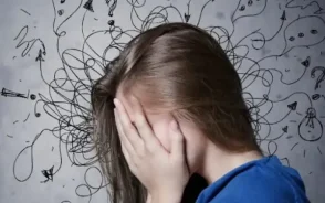 دلایل رایج استرس و اضطراب در کودکان + راهکارهای درمان استرس و اضطراب کودکان توسط والدین