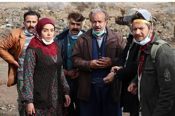 خلیل خانزاده “سریال نون خ” به همراه دو پسر و همسر زیبایش+عکس و بیوگرافی