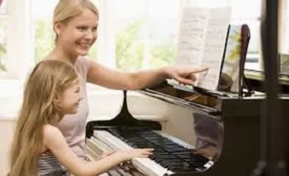 نحوه تعامل نیازهای شناختی و فیزیکی هنگام یادگیری نواختن پیانو را بیاموزید!