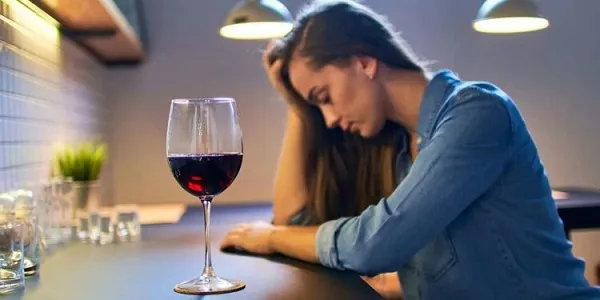 شراب خوردن چه تاثیراتی لر روح و روان انسانی سالم میگذارد؟