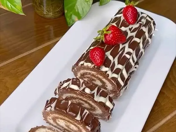 طرز تهیه رولت بیسکویتی ساده و سریع برای عصرانه