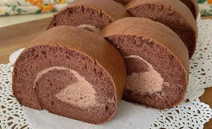 طرز تهیه رولت شکلاتی خوشمزه و مخصوص به روش قنادی