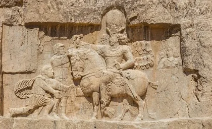 آخرین حکومت پیش از ورود اسلام به ایران کدام است