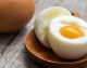 اندیشه معاصر – آیا تخم مرغ با پوست رنگی مضر است؟