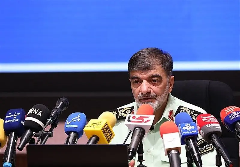 از مرز خسروی تردد کنید