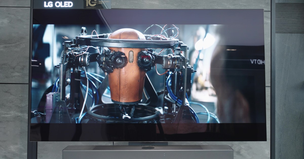 تلویزیون 65 اینچی ال جی C4 OLED امروز 1000 دلار کاهش قیمت داشت