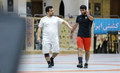 خودداری حسن یزدانی از خوش و بش با درستکار! | رصد روز