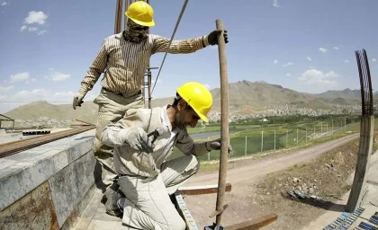 چرا قانون افزایش سن بازنشستگی شامل کارگران ساختمانی نمی‌ شود؟