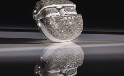 یک نفر برنده این هدفون های Bose با الماس پوشیده شده است