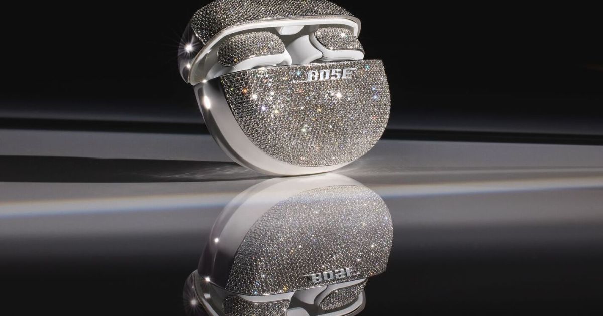 یک نفر برنده این هدفون های Bose با الماس پوشیده شده است
