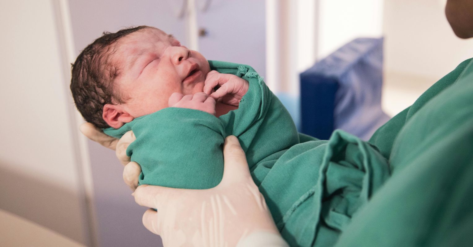 ایجاد ارتباط موثر والدین و ارائه دهنده در NICU