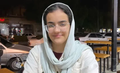 تصاویری از دختر رتبه یک کنکور تجربی | رصد روز