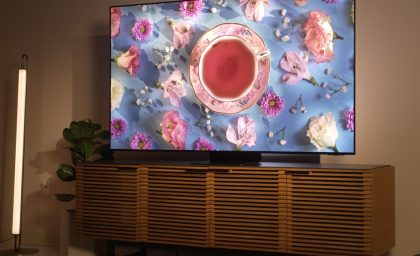 تلویزیون OLED سامسونگ S95C برای روز کارگر نصف تخفیف دارد