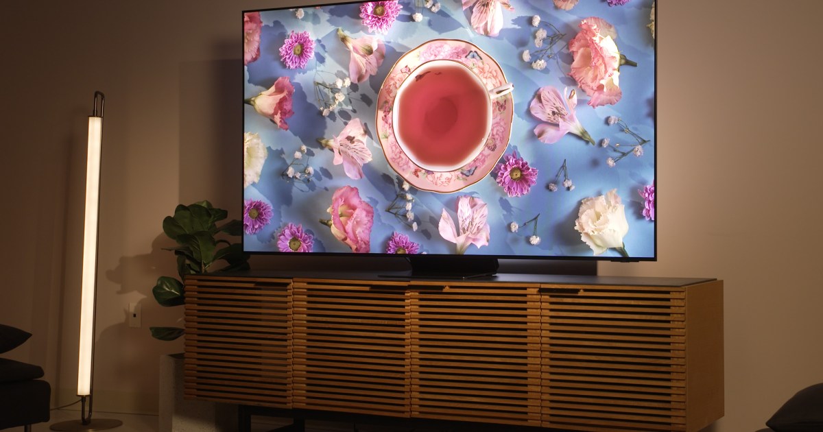 تلویزیون OLED سامسونگ S95C برای روز کارگر نصف تخفیف دارد