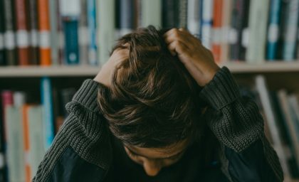 درک خودآزاری و رفتارهای تکراری متمرکز بر بدن