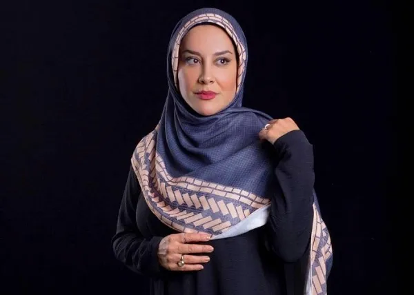 ما از یک طباریم/ آشا محرابی نوشت/ ایران جان بمانی