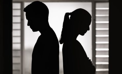 راهنمای تکان دادن خاکستری برای فرزندپروری مشترک با یک خودشیفته