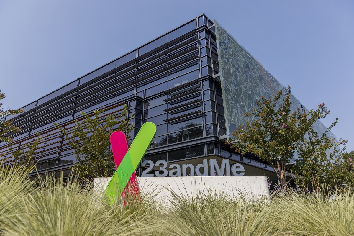 همه اعضای هیئت مدیره 23andMe به جز مدیر عامل با انزجار استعفا دادند