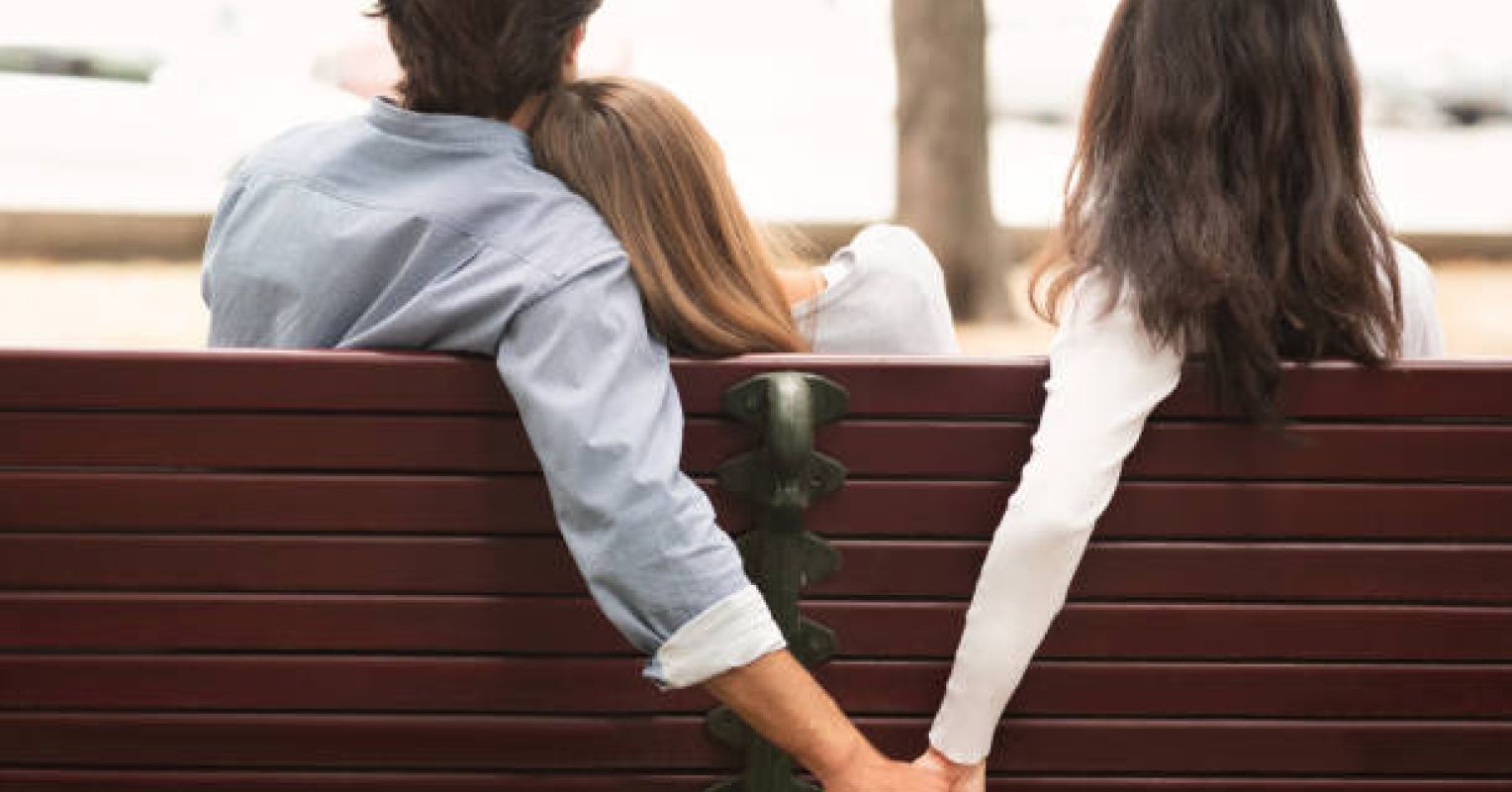 پارادوکس خیانت: افشای اینکه چرا شرکای خوشحال تقلب می کنند