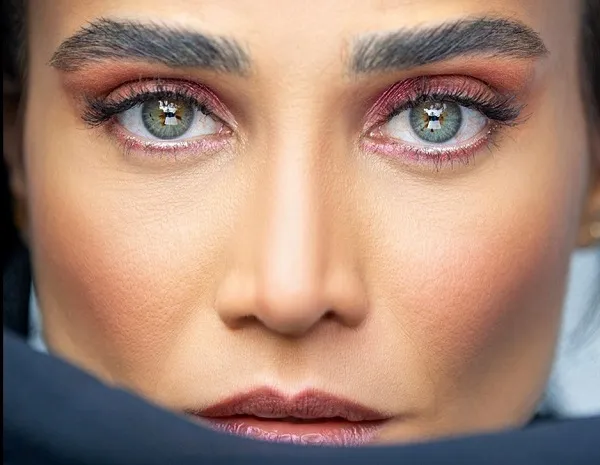 چهره جذاب تینا آخوندتبار + عکس | رصد روز