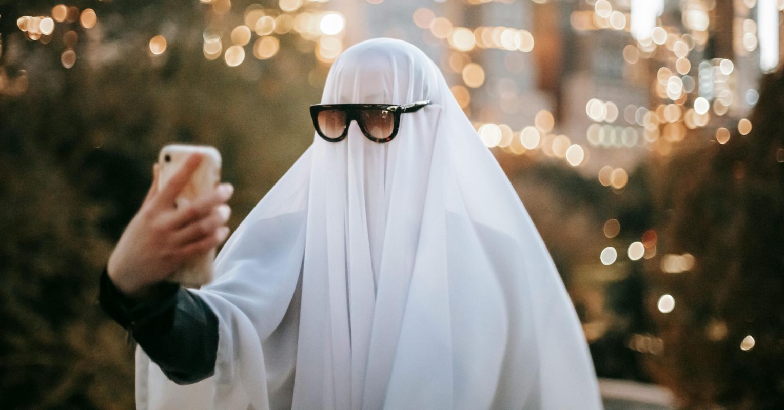 Inside the Minds of Ghosters