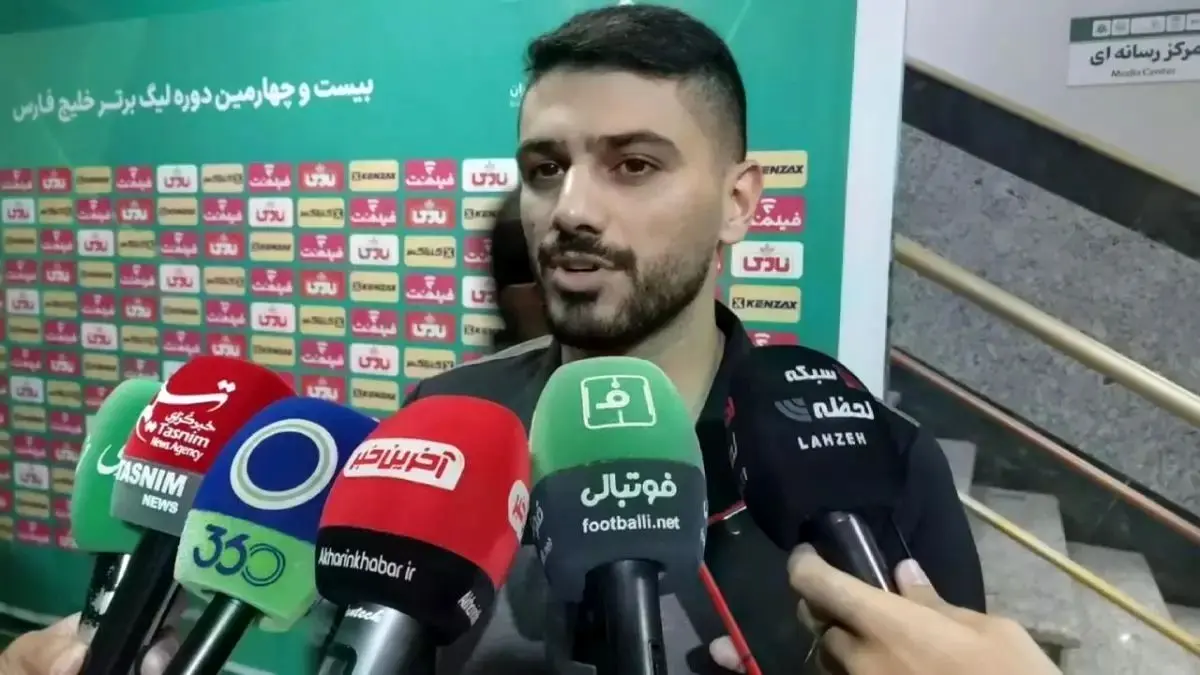 خوش گذرانی های بازیکن فوتبال در مشهد/ ملاقات بازیکن استقلال و پرسپولیس