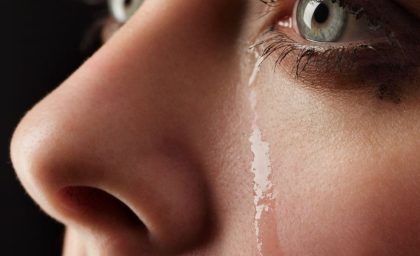 حمایت از کسی بعد از سقط جنین: حضور شما مهم است