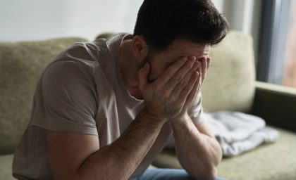 خدای وحشی: یادداشت هایی در مورد خودکشی یک دوست