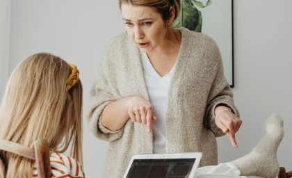 چه اتفاقی برای اداره والدین افتاد؟