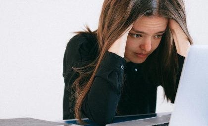 چگونه بر نگرانی های مالی خود غلبه کنید