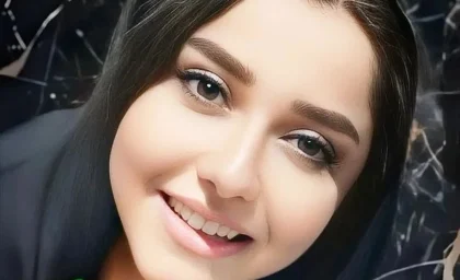 استوری جنجالی آیسان آقاخانی برای محمدرضا گلزار در دبی + عکس