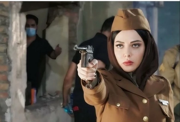 زیبایی فوق العاده لیلا اوتادی در لباس نظامی / لیلا اوتادی از تیپ خود در لباس ارتش رونمایی کرد + بیوگرافی