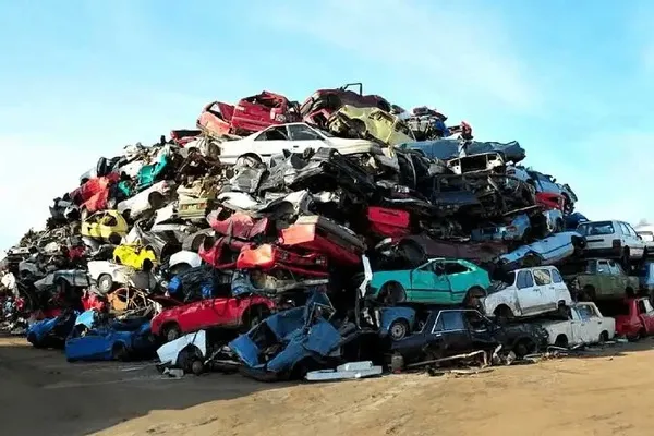 فرصت طلایی : مهلت نهایی اسقاط خودرو های فرسوده تا 20 آبان!