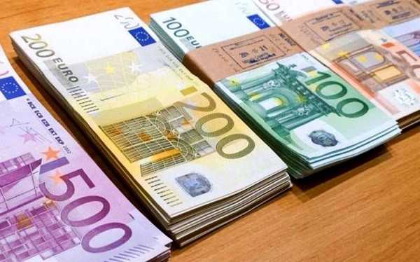 قیمت روز یورو/ سقوط چند درصدی قیمت یورو و طلا در روز 24 آبان 1403