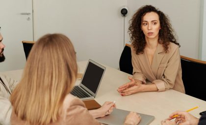 چگونه می توان با ثبات پس از یک رویداد بی ثبات کننده ارتباط برقرار کرد