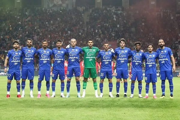 مربی استقلال می‌دانست از لحاظ بدنی ضعیف بودم
