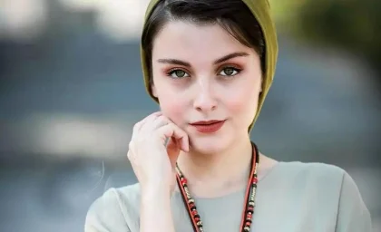 فاطمه مسعودی فر اینستاگرام | فاطمه مسعودی فر اینستاگرام با موهای صورتی در کنار سگ هیکلیش