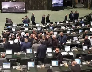 بودجه ۱۴۰۴ چقدر است |  بررسی لایحه بودجه ۱۴۰۴ در مجلس + متن لایحه بودجه ۱۴۰۴