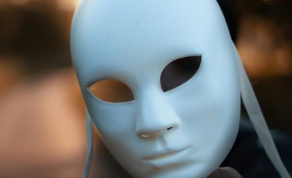 آیا چیزی می تواند بدتر از سه گانه تاریک باشد؟