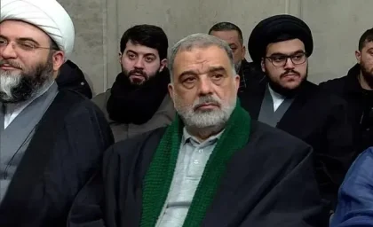انگشتر فیروزه ای که قرار بود به دست سید حسن نصرالله برسد+ ویدیو | رصد روز