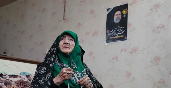 فیلم گریه کردن مادر شهید رئیسی قدیمی است+ جزئیات | رصد روز