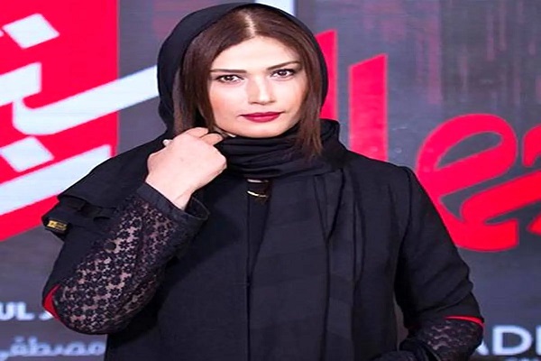 موتورسواری لادن مستوفی بازیگر زن گناه فرشته سوژه شد رسانه ها و شبکه های اجتماعی شد