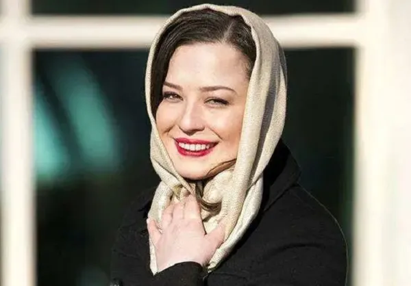 مجموعه گریم های متفاوت مهراوه شریفی‌نیا در سریال زخم کاری+ عکس | رصد روز