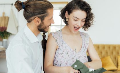 کاری کردن آنها برای این کار: ترکیب کمبود و ثبات