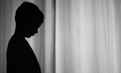 بزرگترین کودکان تحت کنترل اجباری خشونت خانگی رنج می برند