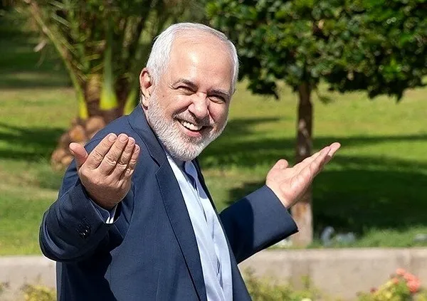 تصاویری از ظریف در یک کلیسا | رصد روز